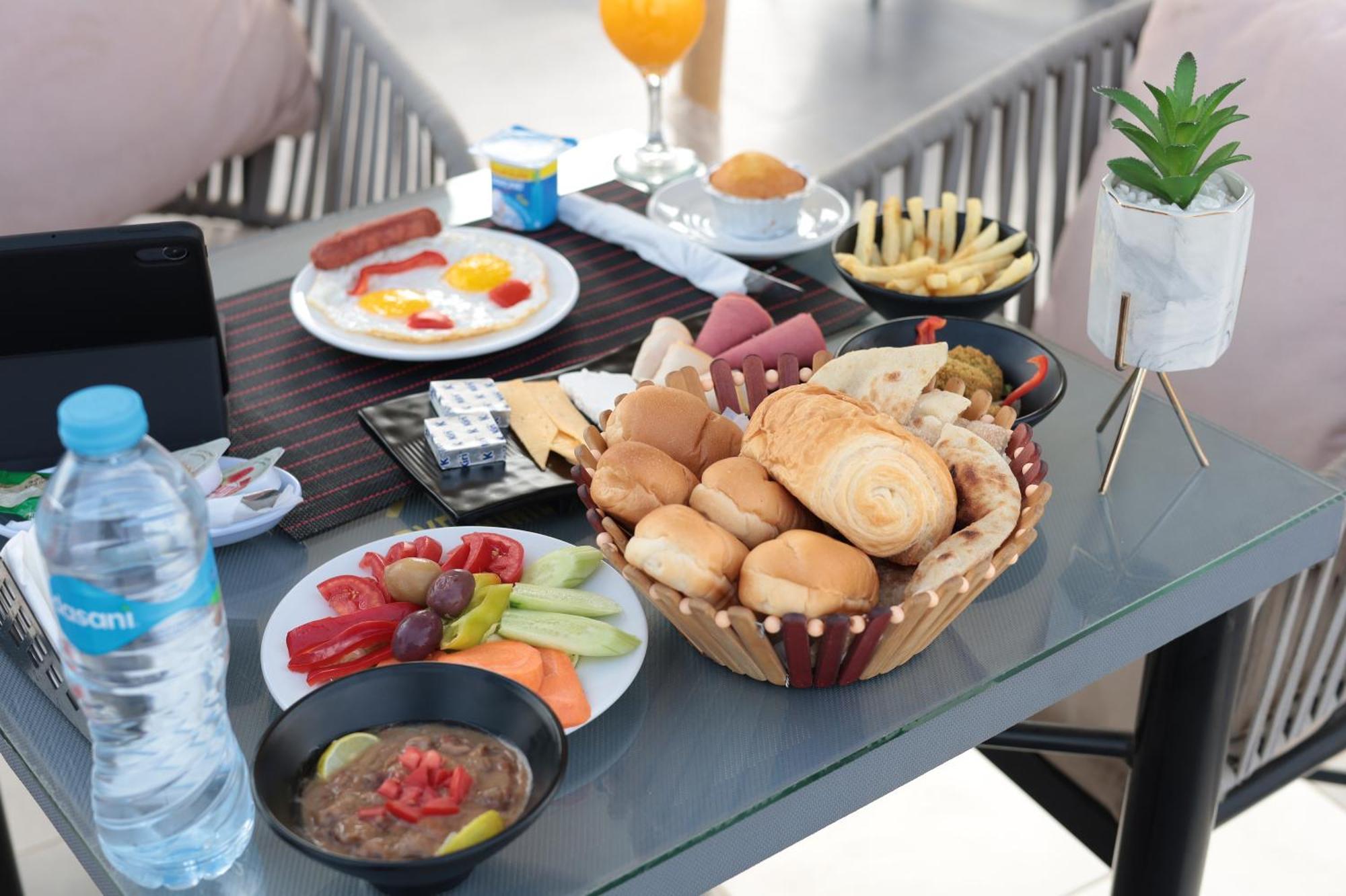 Golden Palm Sunrise Inn Kafret el-Gabal 外观 照片